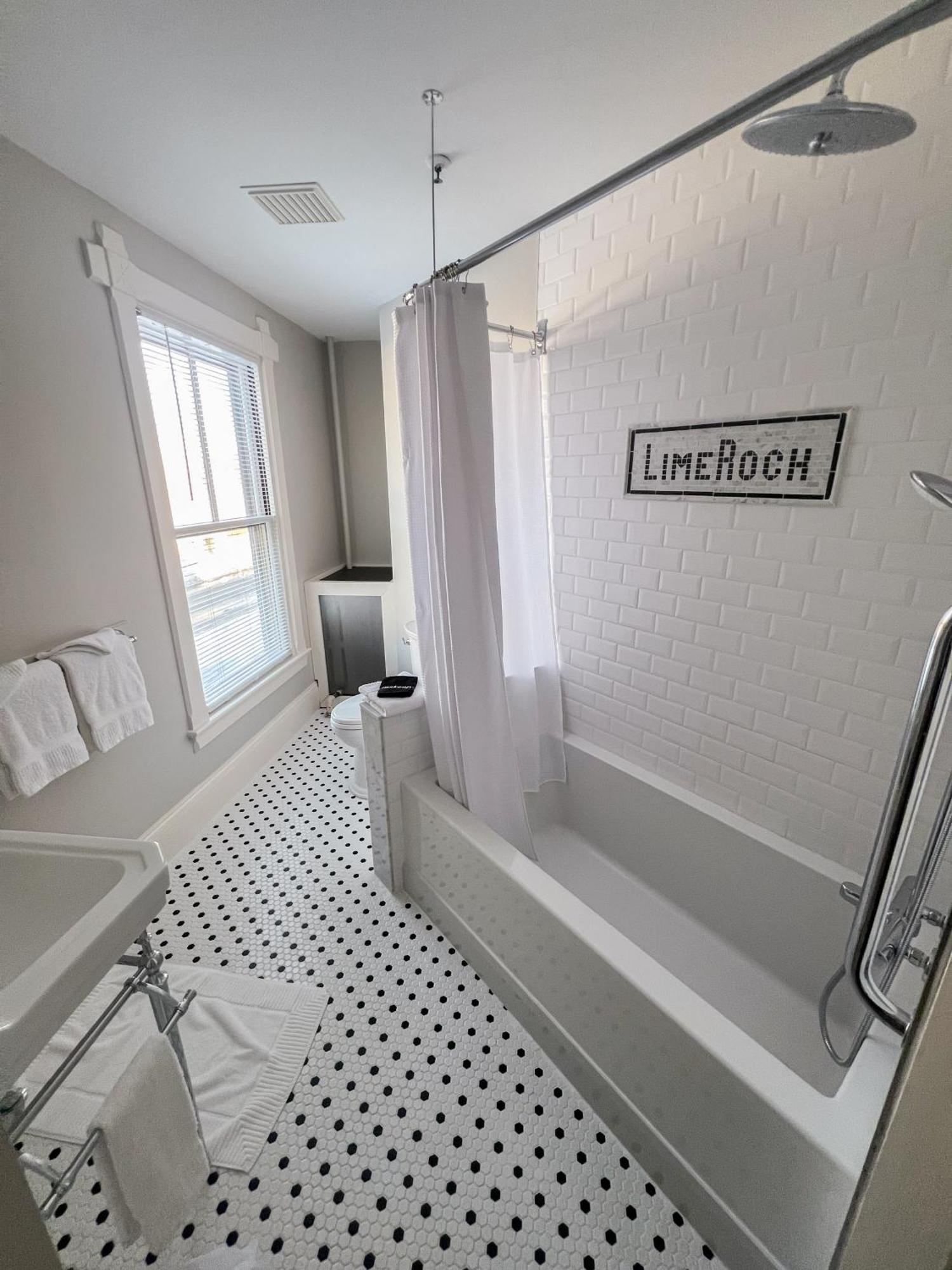 Limerock Inn Rockland Exterior foto